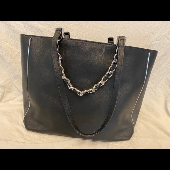 Michael Kors Harper Tote - Picture 4 of 12